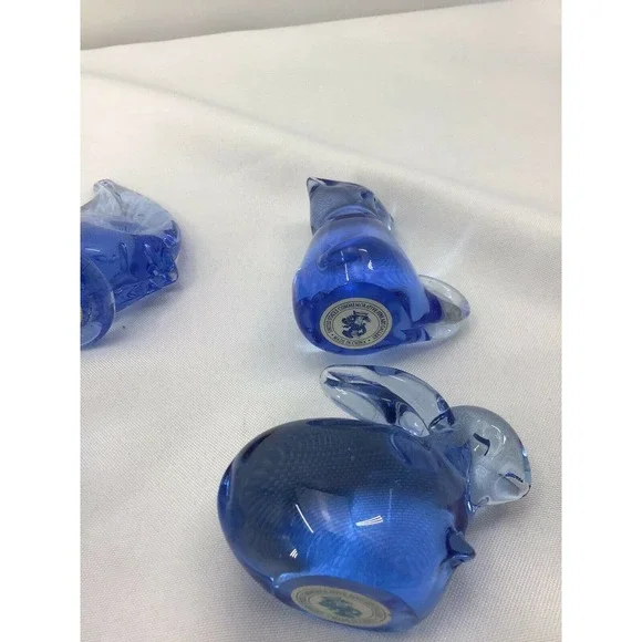 UNITED STATES COMMEMORATIVE FINE ART GALLERY 4 BLUE CRYSTAL PAPERWEIGHTS - Picture 7 of 12